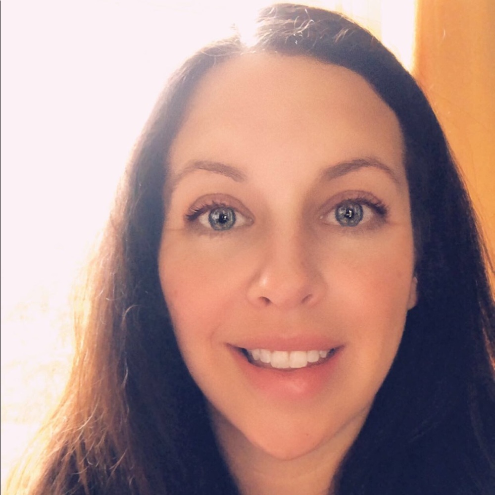 Meet your Posher, Hillary